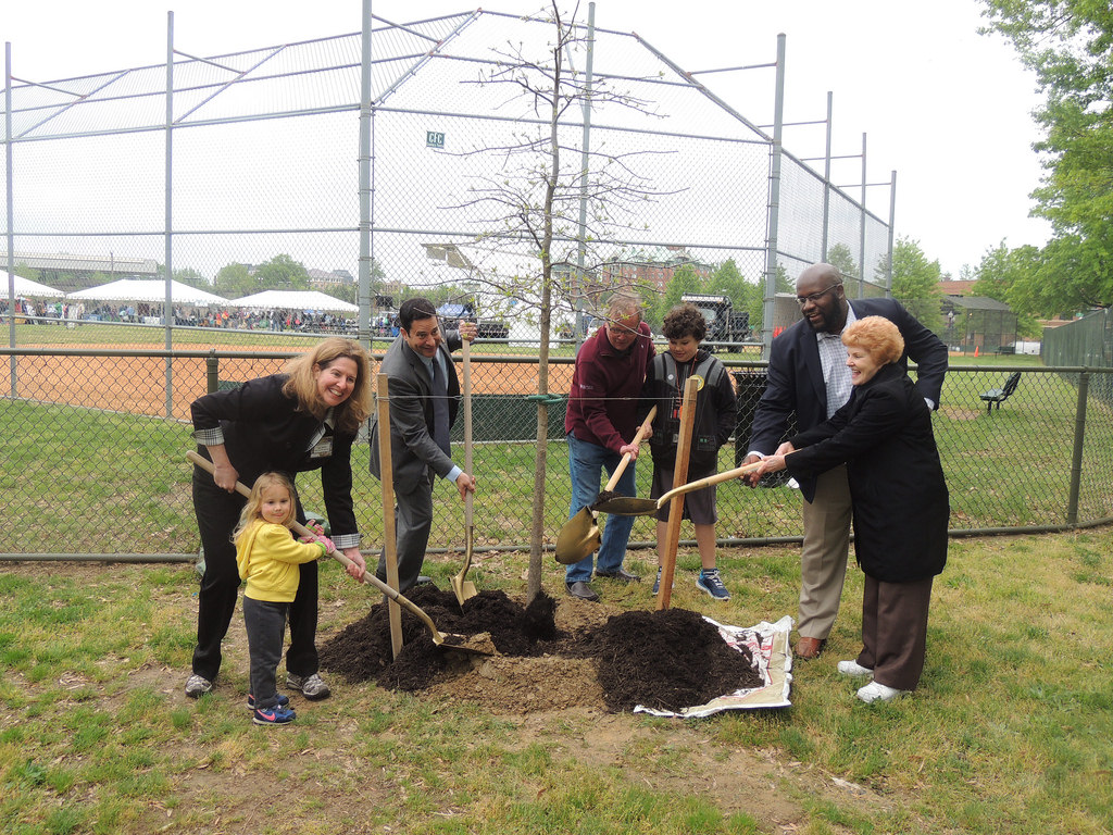 The City of Alexandria will host the 25th Annual Alexandria Earth Day and Arbor Day celebration on Saturday, April 28, from 10 a.m. to 2 p.m. at the Lenny Harris Memorial Fields at Braddock Park, 1005 Mount Vernon Ave.